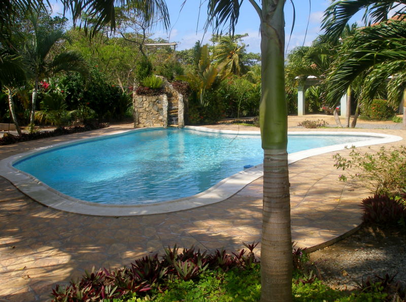 Dolphin House, Roatan