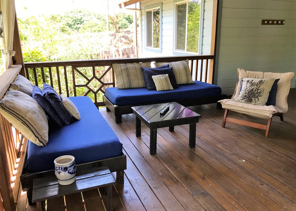 Mama-Dancer-covered-porch-2