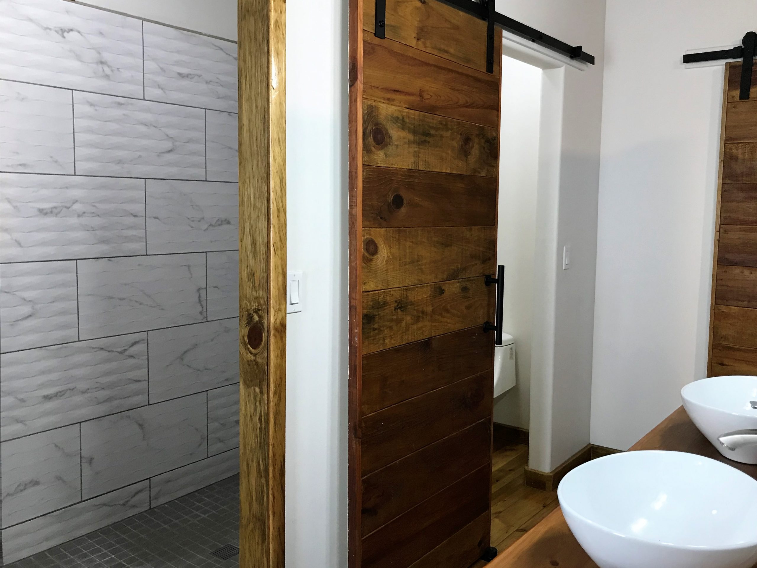 Mama-Dancer-guest-bathroom-1-scaled