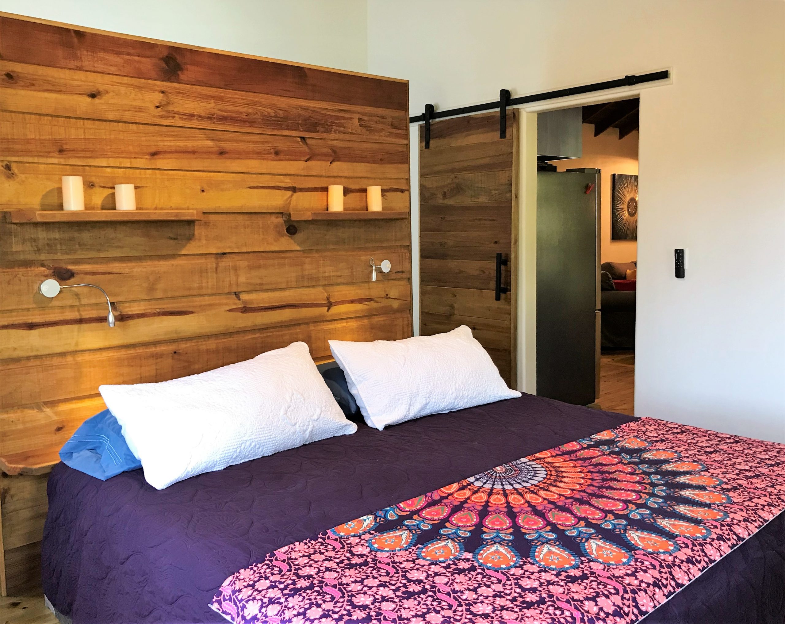 Mama-Dancer-guest-bedroom-1-scaled