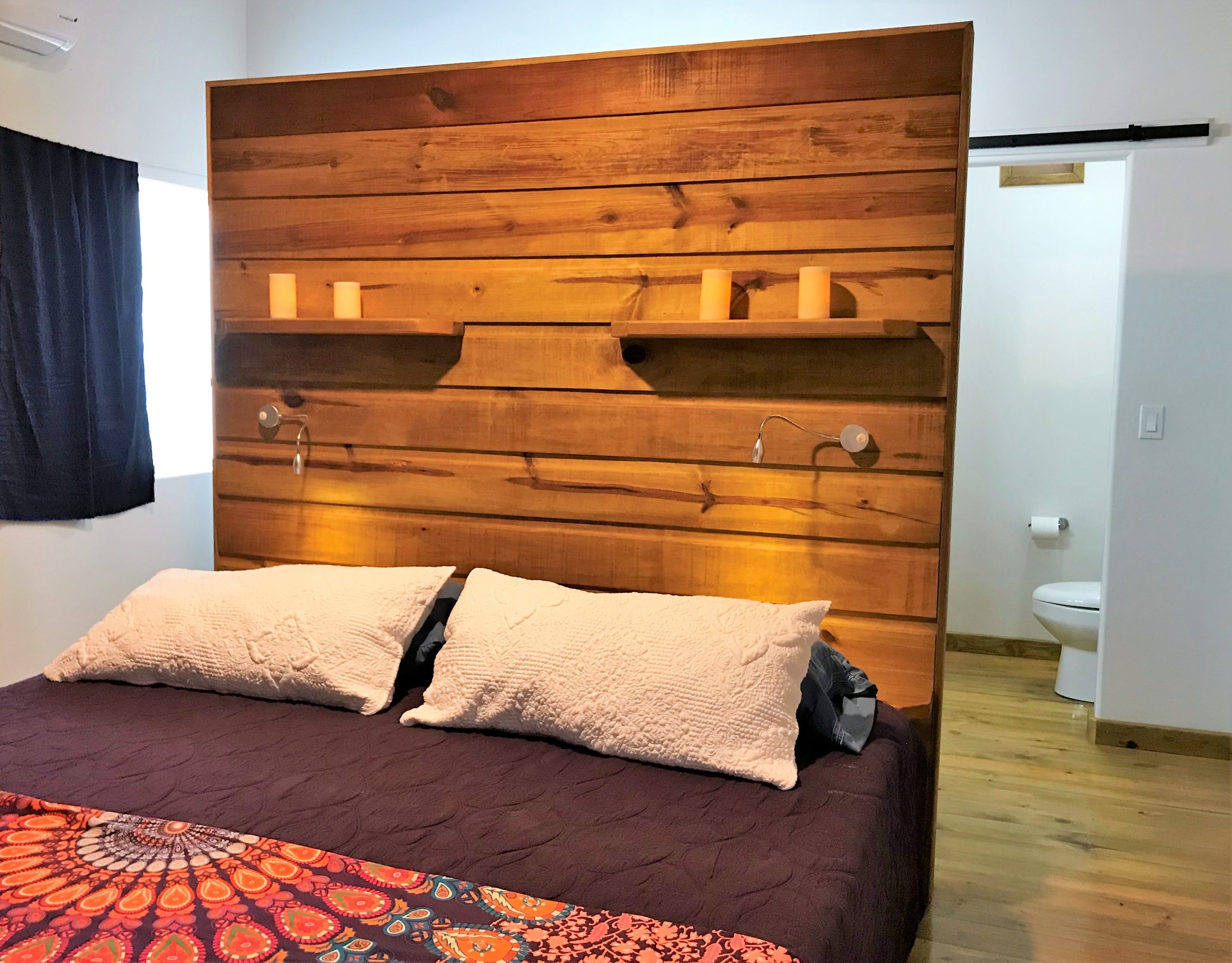 Mama-Dancer-guest-bedroom-2-scaled