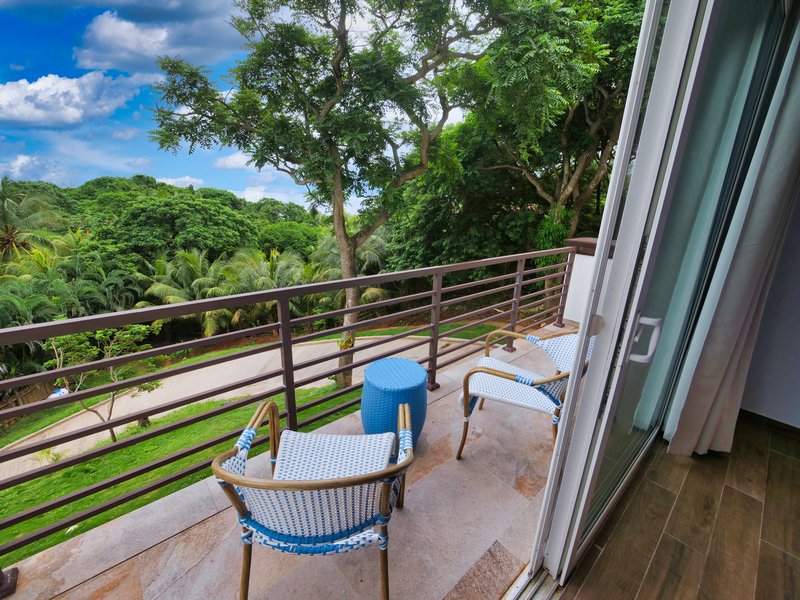 W-guest-bedroom-balcony