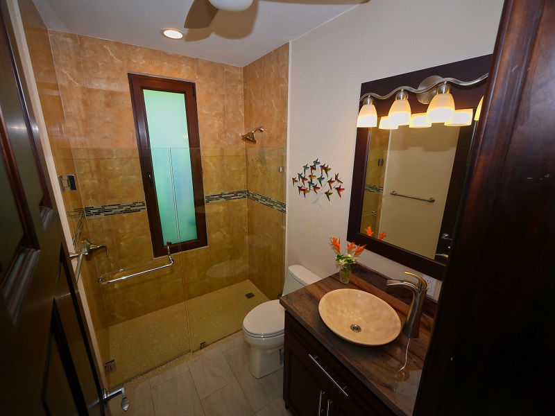 Guest-Bathroom-1st-floor