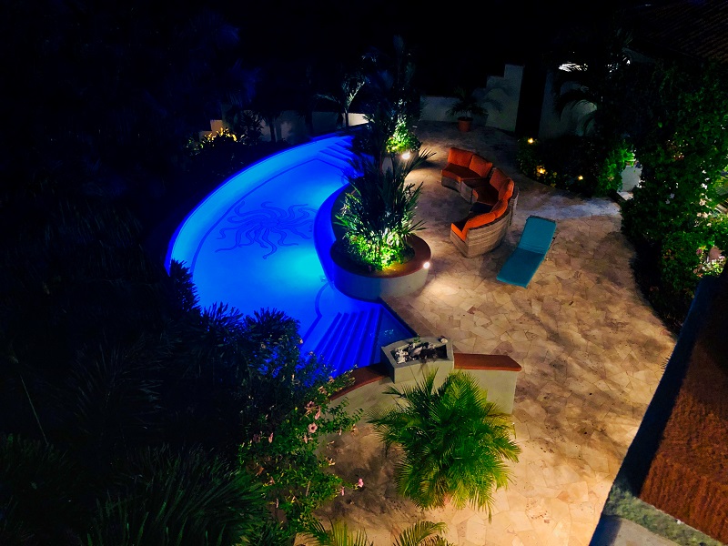 Pool-at-night-from-above